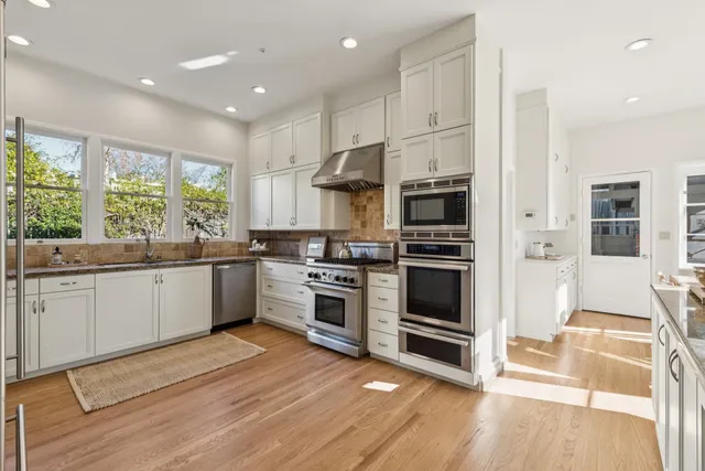 $3,895,000 | 24 Muir Avenue, Piedmont, CA 94610