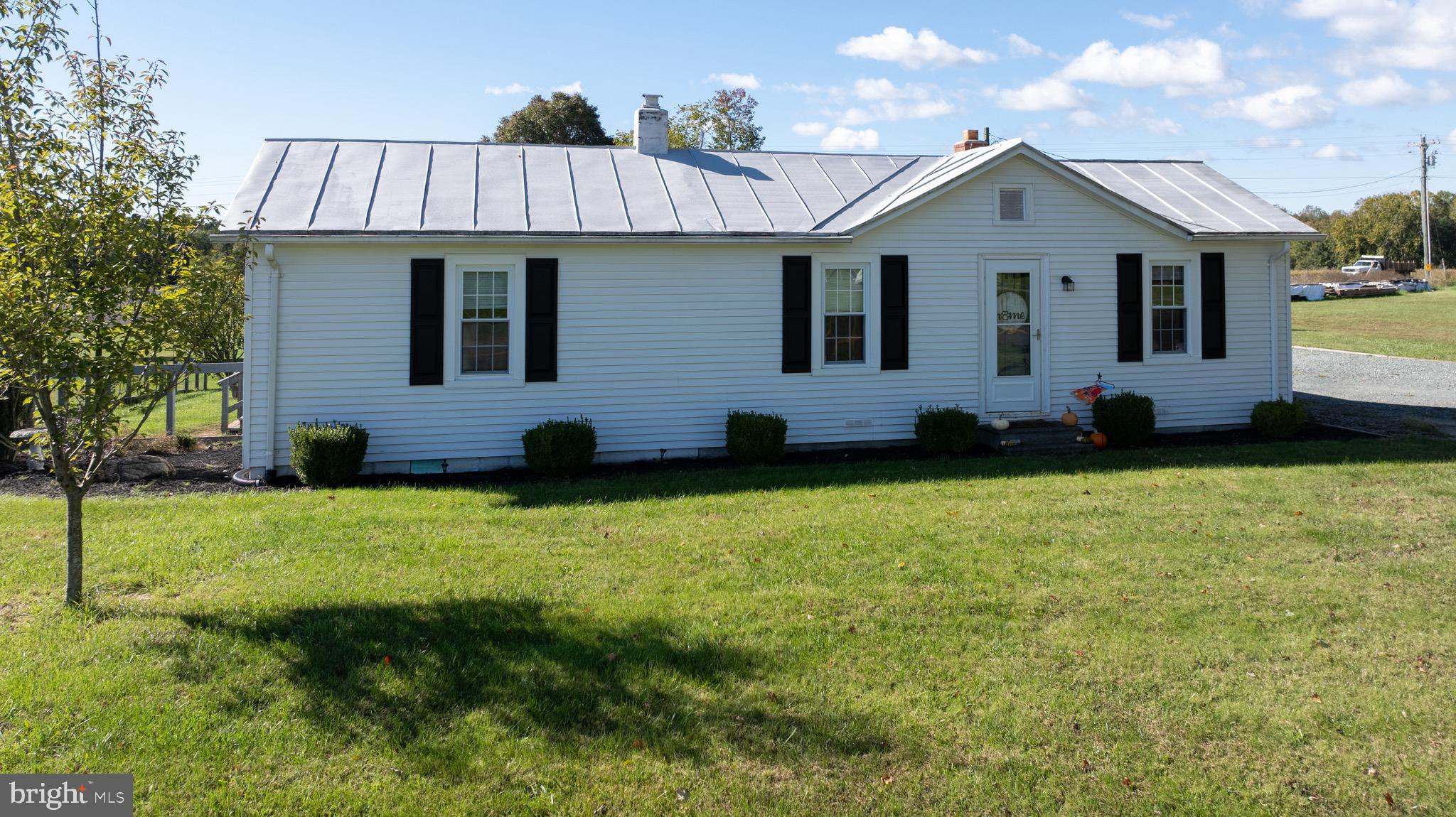 560 Gardners Road Mineral, VA 23117 - Photo 3 of 48 Gallery Image 3