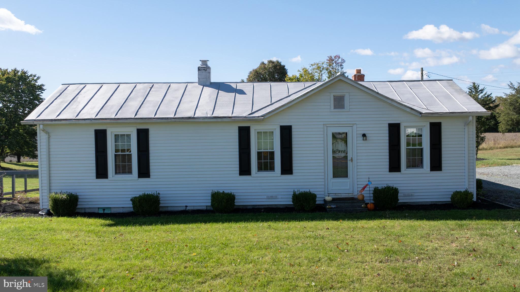 560 Gardners Road Mineral, VA 23117 - Photo 4 of 48 Gallery Image 4