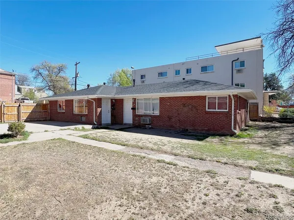 $460,000 | 1646 Beeler Street, Aurora, CO 80010