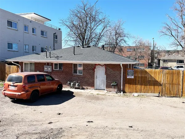 $460,000 | 1646 Beeler Street, Aurora, CO 80010