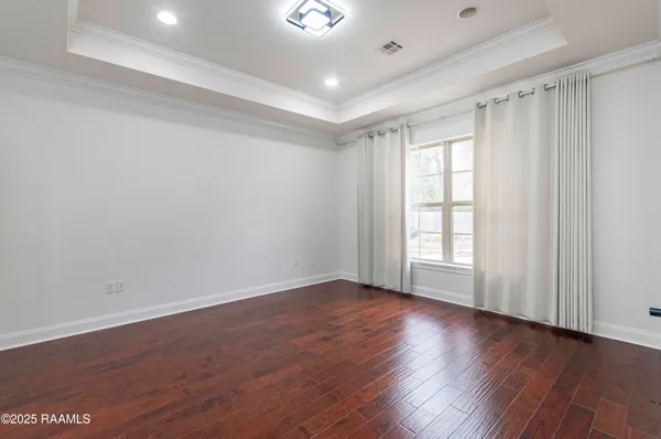 $2,300 | 331 Camus Road, Lafayette, LA 70503