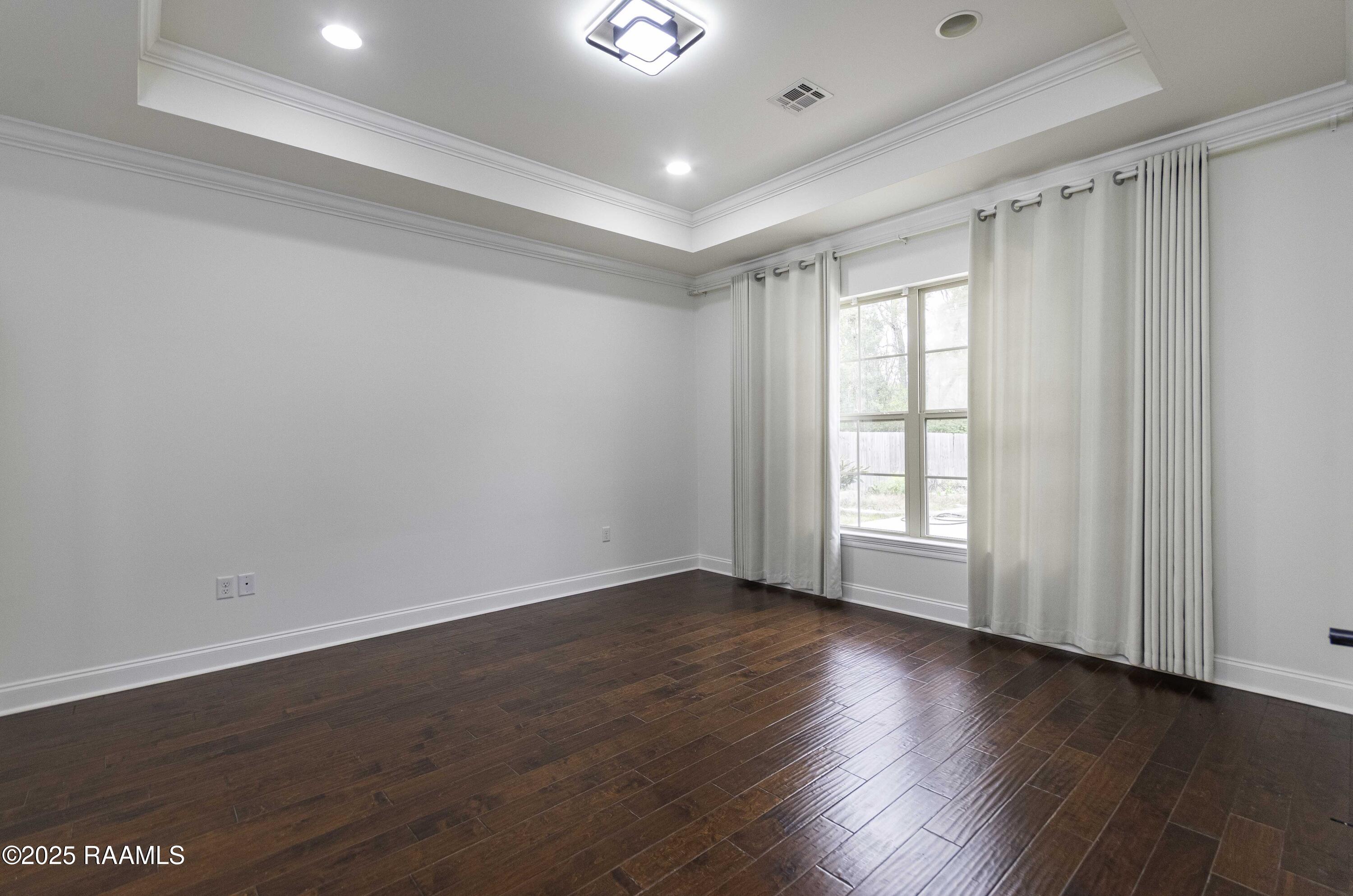 331 Camus Road Lafayette, LA 70503 - Photo 18 of 40 Primary Bedroom 1