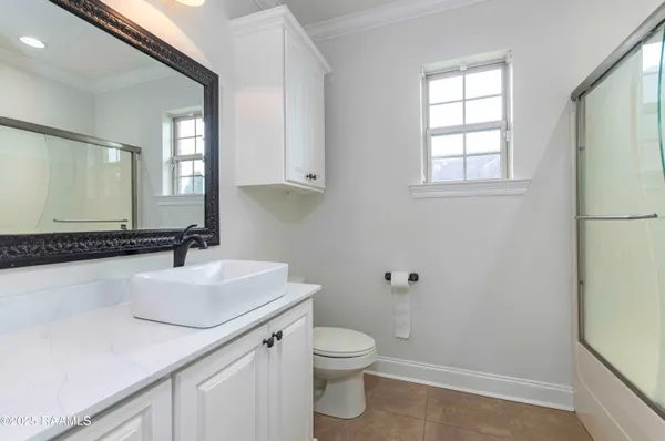 $2,300 | 331 Camus Road, Lafayette, LA 70503