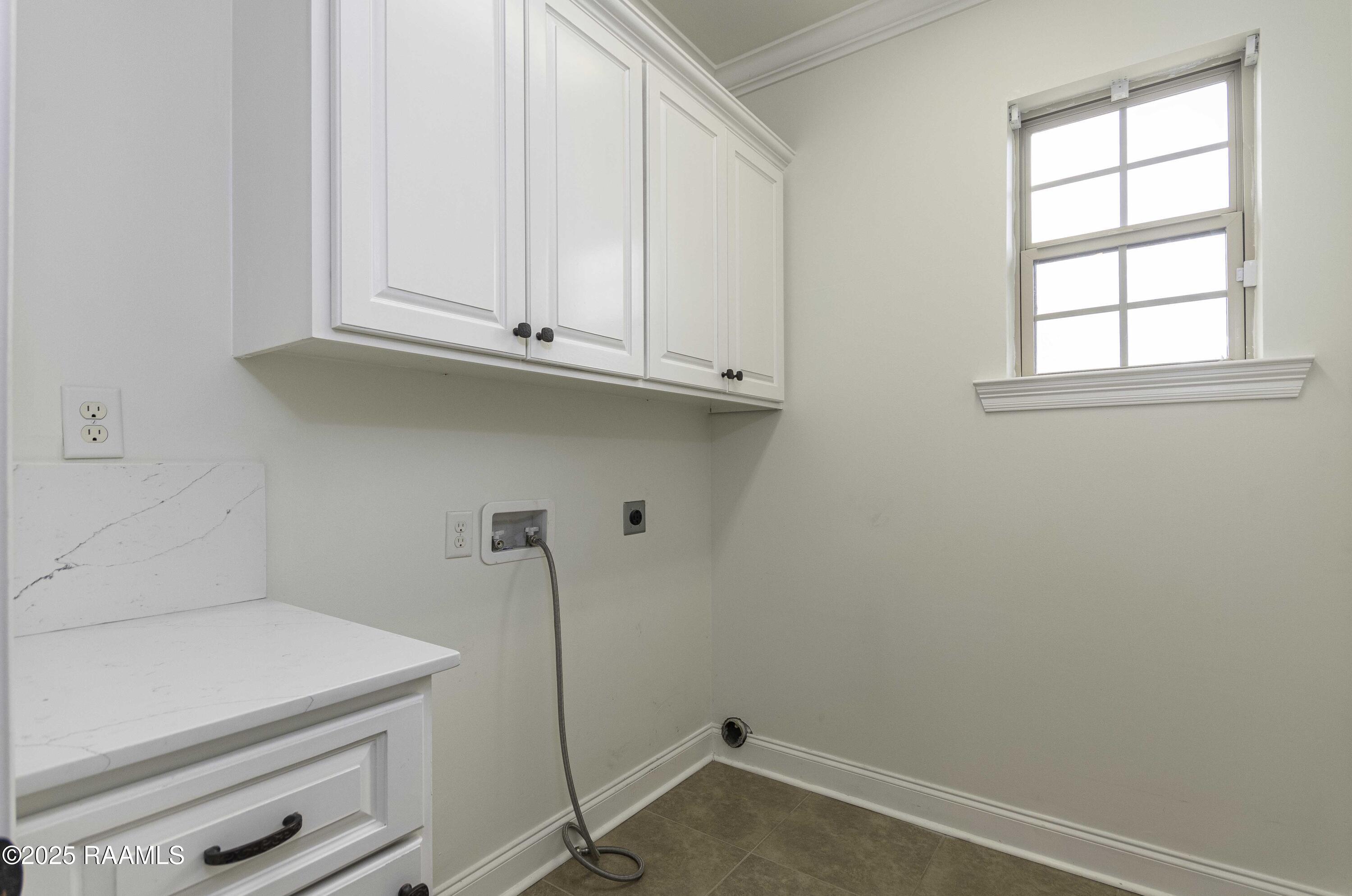 331 Camus Road Lafayette, LA 70503 - Photo 28 of 40 Laundry 1