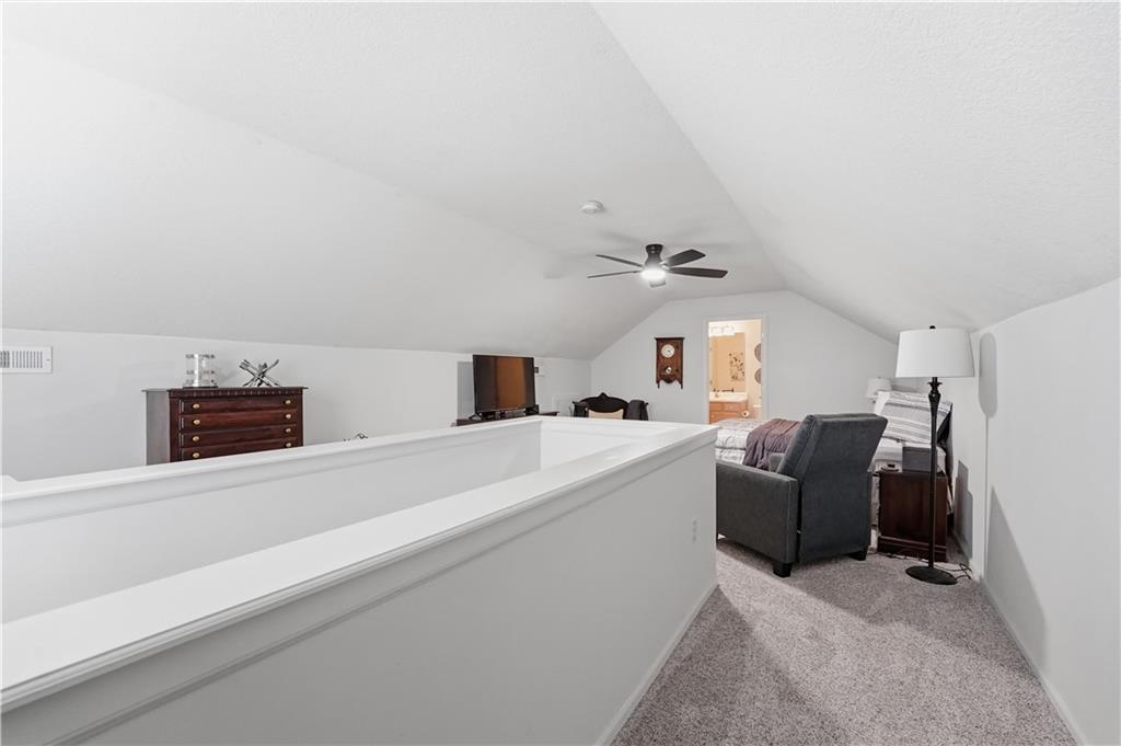 11320 South Pflumm Road Olathe, KS 66215 - Photo 33 of 41