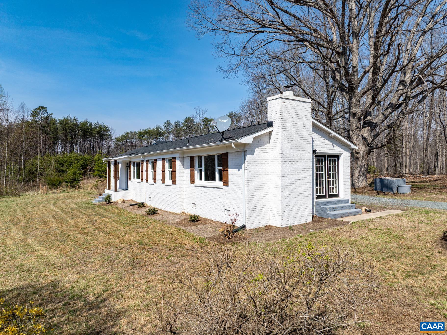19 Harlow Town Road Louisa, VA 23093 - Photo 2 of 27