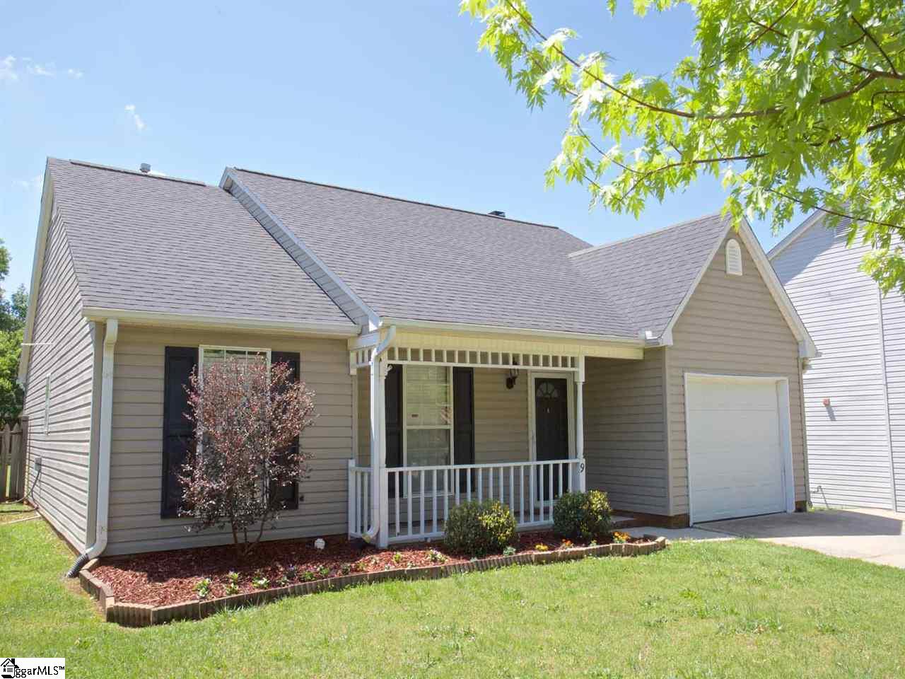 9 East Fall River Way Simpsonville, SC 29680 - Photo 2 of 29 Gallery Image 2