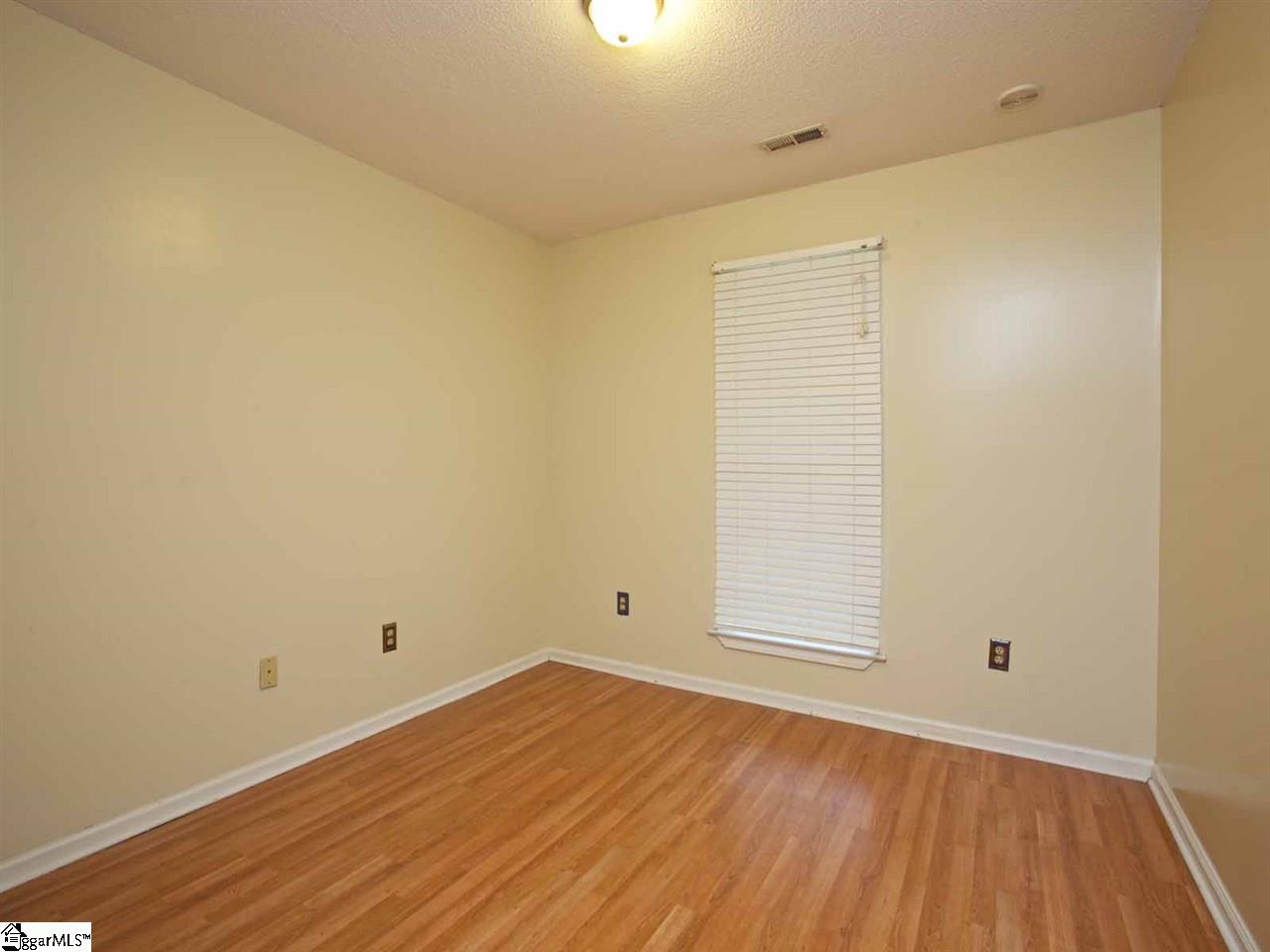 9 East Fall River Way Simpsonville, SC 29680 - Photo 13 of 29 Gallery Image 13