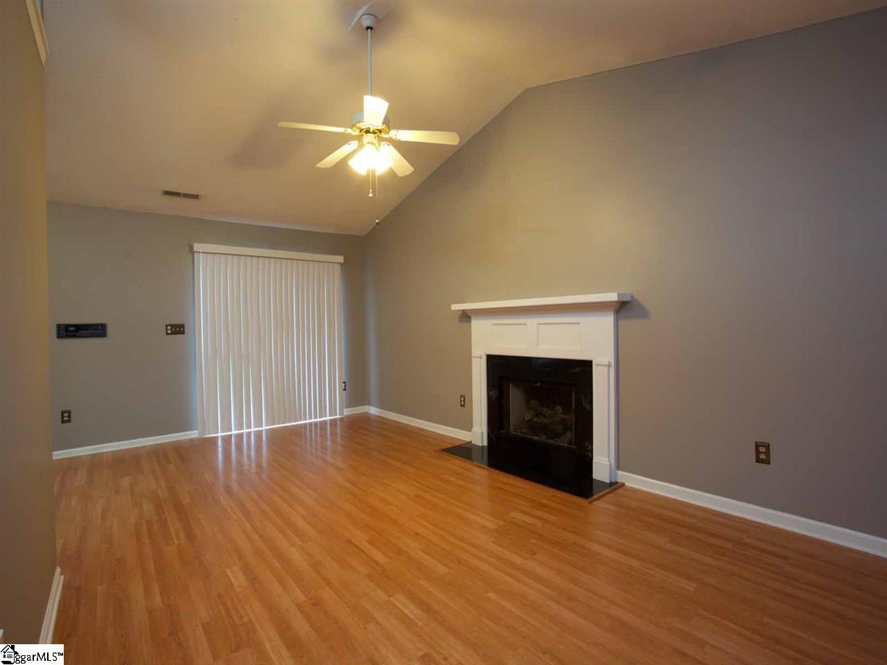 9 East Fall River Way Simpsonville, SC 29680 - Photo 6 of 29 Gallery Image 6