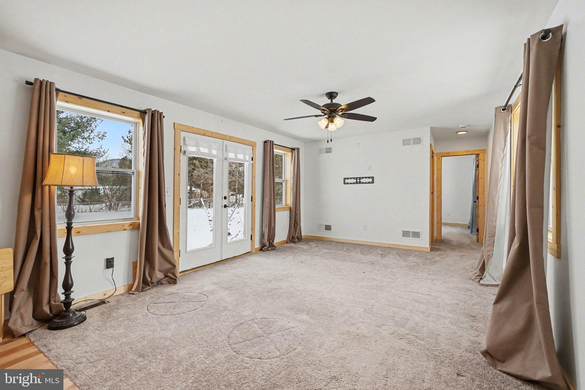 490 Shed Road Newville, PA 17241 - Photo 4 of 48