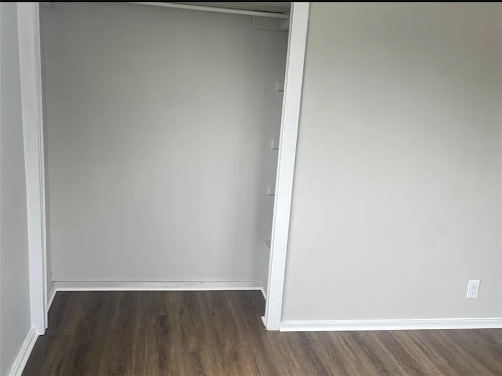 327 Webster Avenue Rochester, NY 14609 - Photo 4 of 14