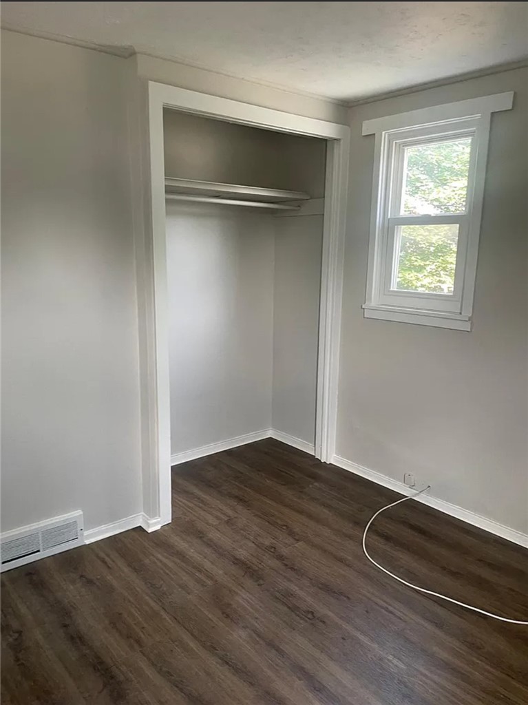327 Webster Avenue Rochester, NY 14609 - Photo 8 of 14 Gallery Image 8