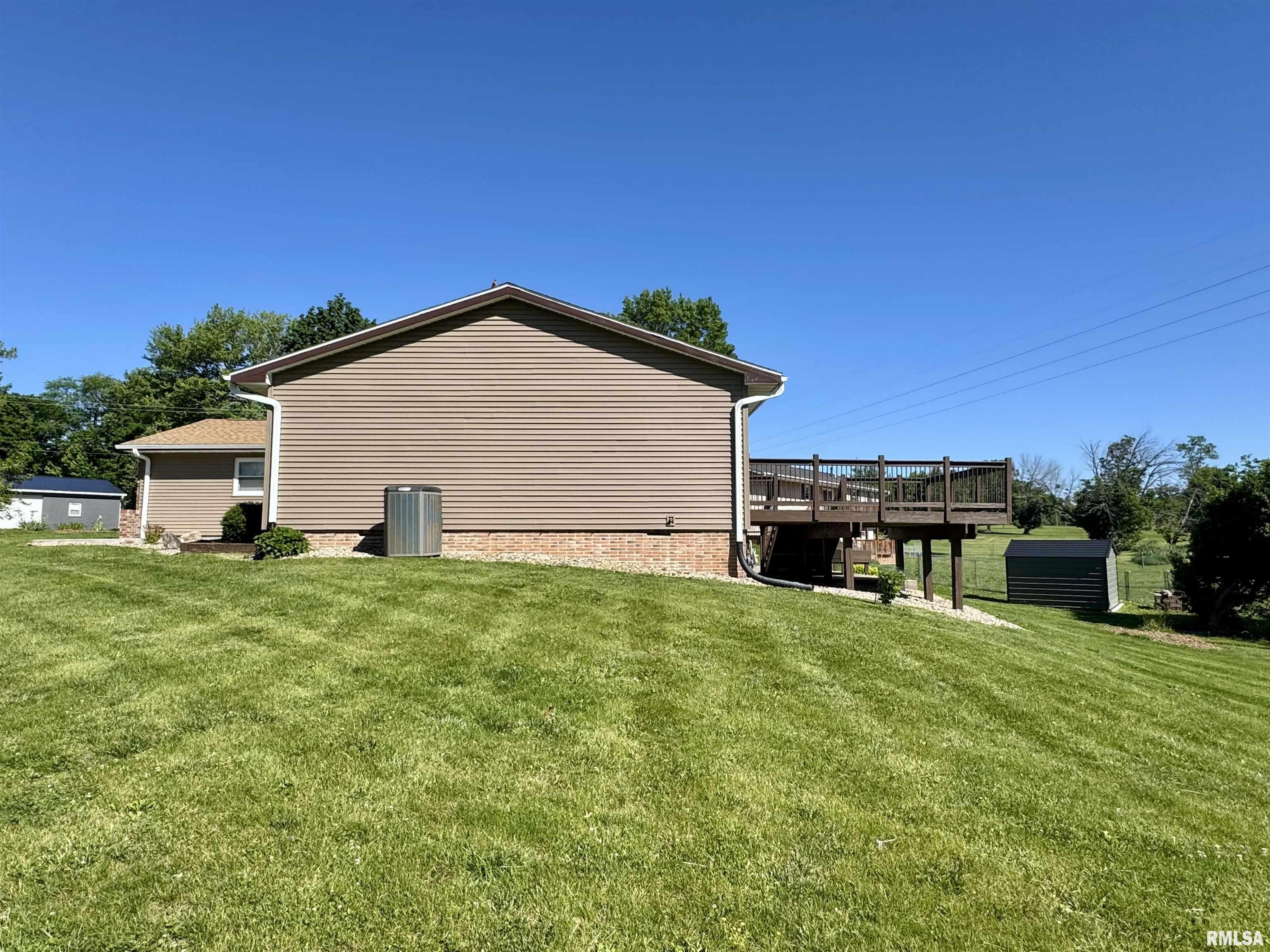 2313 Maple Avenue Macomb, IL 61455 - Photo 40 of 49