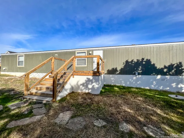 $1,250 | 1166 Ramble Hills, Canyon Lake, TX 78133