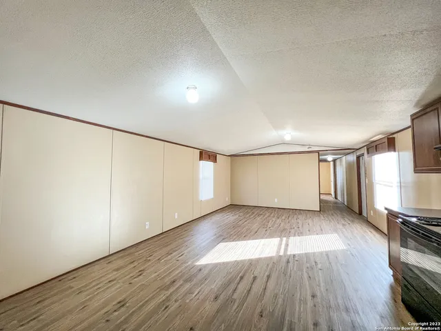 $1,250 | 1166 Ramble Hills, Canyon Lake, TX 78133