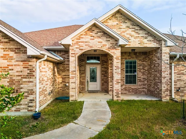 $725,000 | 2800 Lomas Rodando Calzada Road, Kempner, TX 76539