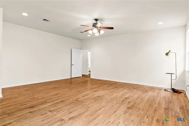 $725,000 | 2800 Lomas Rodando Calzada Road, Kempner, TX 76539