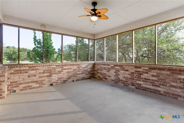 $725,000 | 2800 Lomas Rodando Calzada Road, Kempner, TX 76539