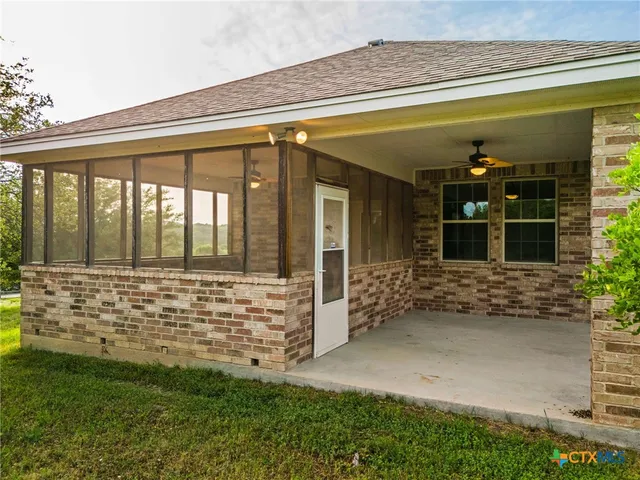 $725,000 | 2800 Lomas Rodando Calzada Road, Kempner, TX 76539