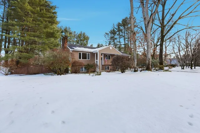 $519,900 | 203 Green Hill Road, Longmeadow, MA 01106