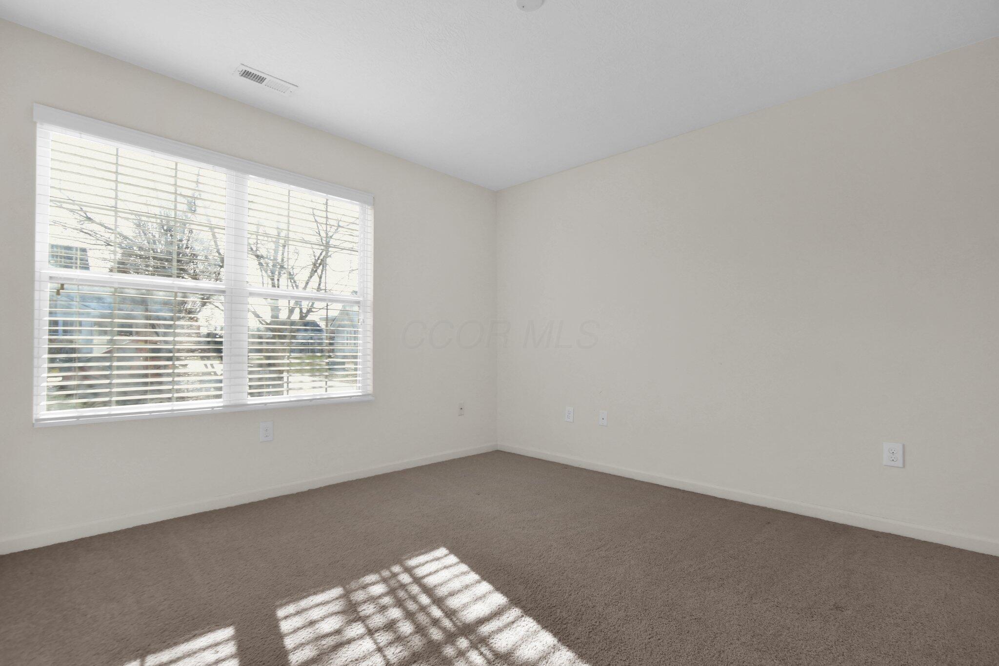 7963 Ravine Run Lane Columbus, OH 43235 - Photo 18 of 26 14-web-or-mls-7963-ravine-run-ln