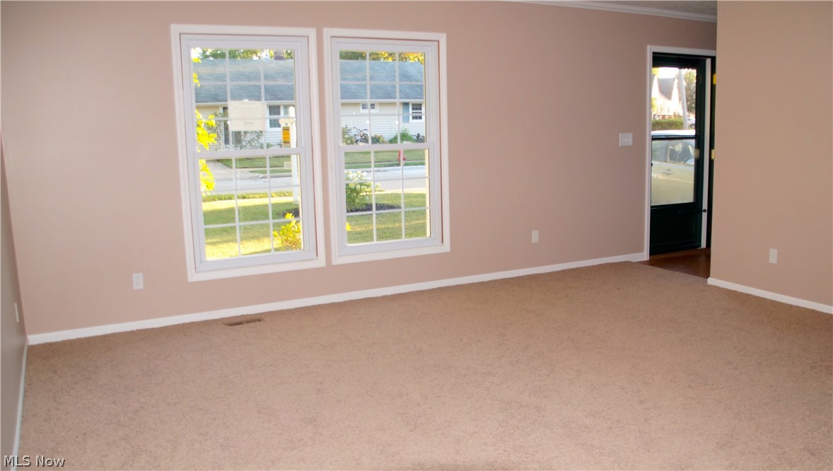30055 Regent Road Wickliffe, OH 44092 - Photo 3 of 13 Gallery Image 3