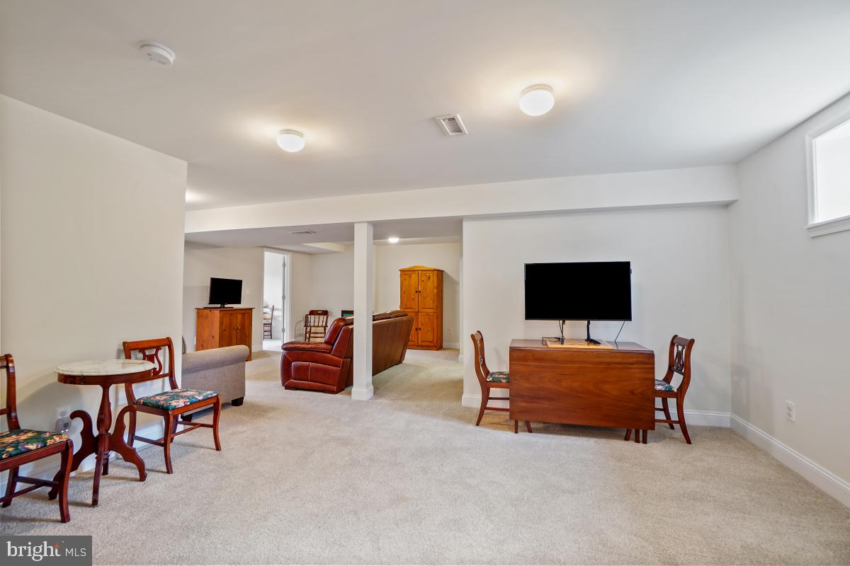 401 Royalton Road Silver Spring, MD 20901 - Photo 17 of 28
