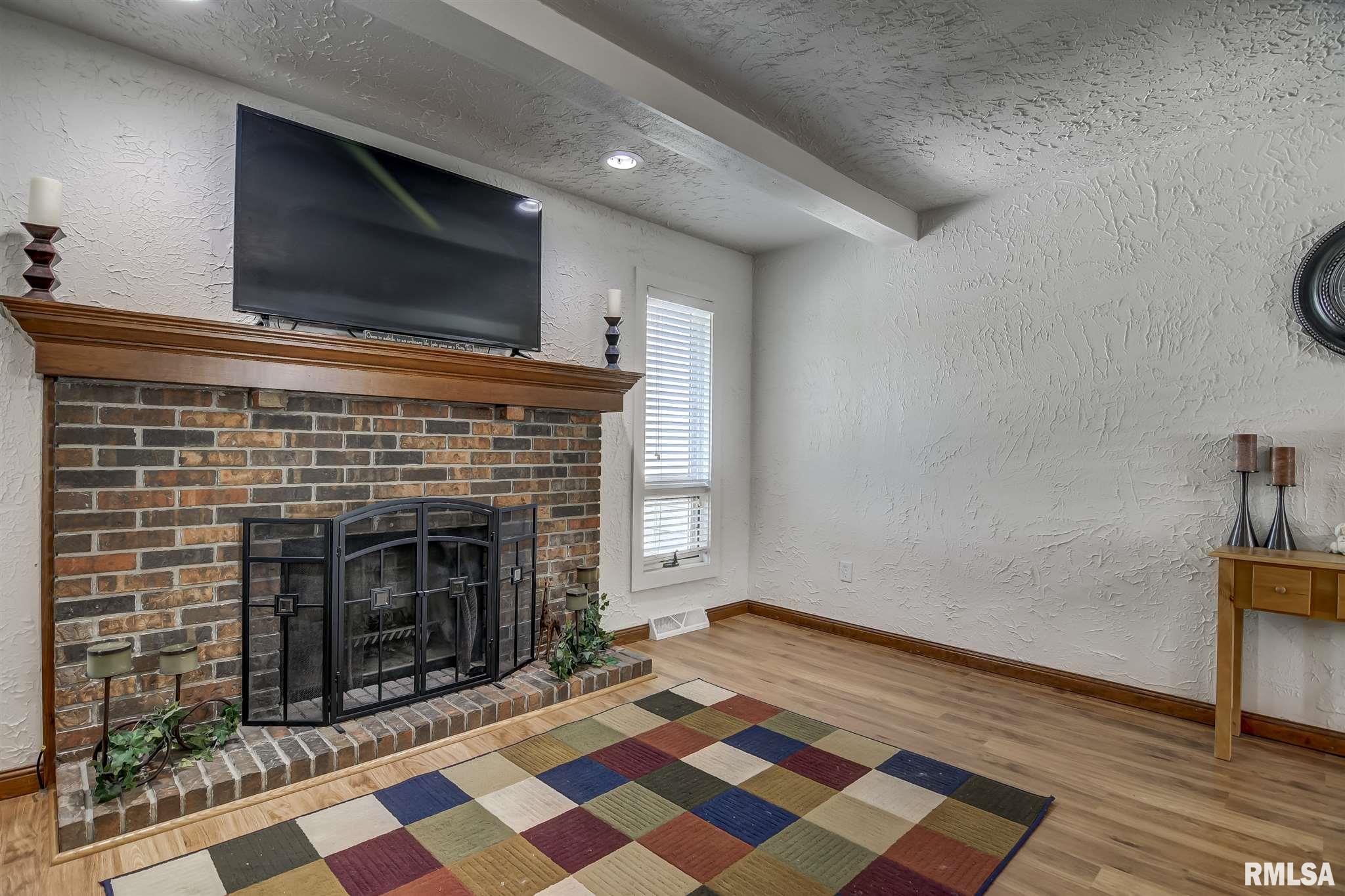 606 Magnolia Drive Rochester, IL 62563 - Photo 8 of 39