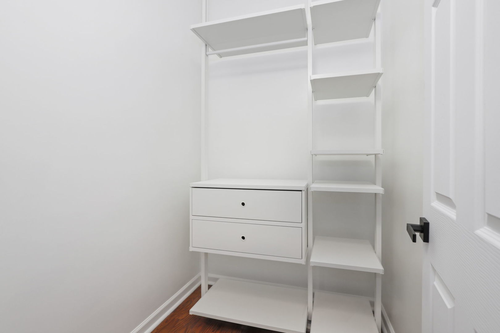 2101 West Rice Street, Unit 101 Chicago, IL 60622 - Photo 14 of 30