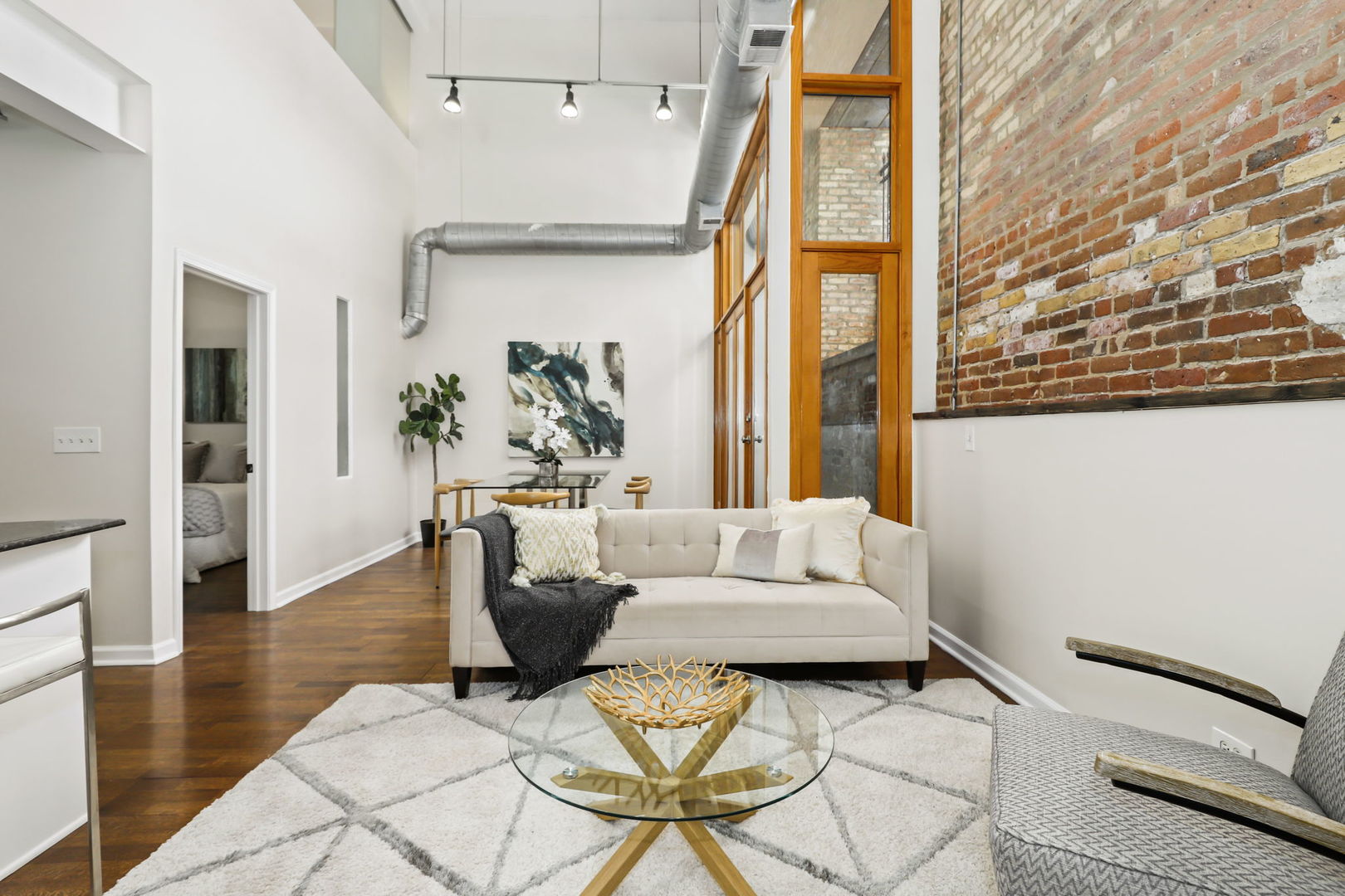 2101 West Rice Street, Unit 101 Chicago, IL 60622 - Photo 4 of 30