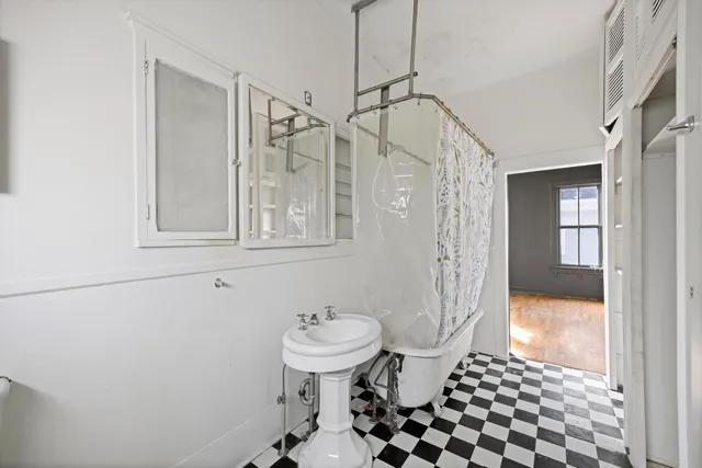 $388,000 | 4800 St Elmo Avenue, Chattanooga, TN 37409