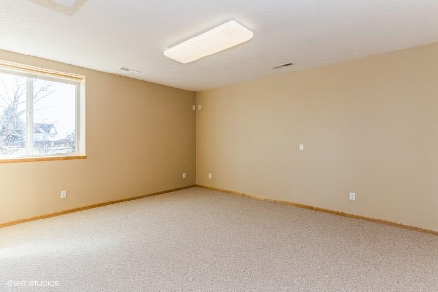 3132 EastView Cir Drive Riverside, IA 52327 - Photo 27 of 38 Gallery Image 27