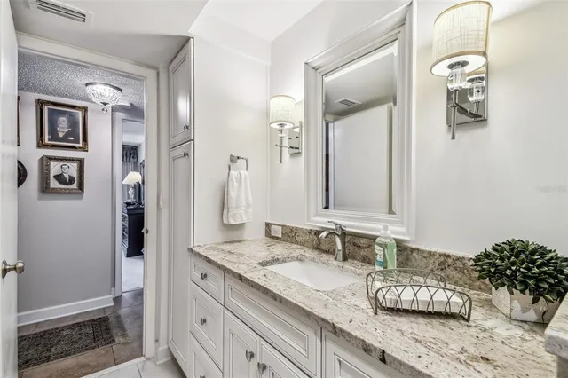 $1,090,000 | 634 Edgewater Drive, Unit 744, Dunedin, FL 34698