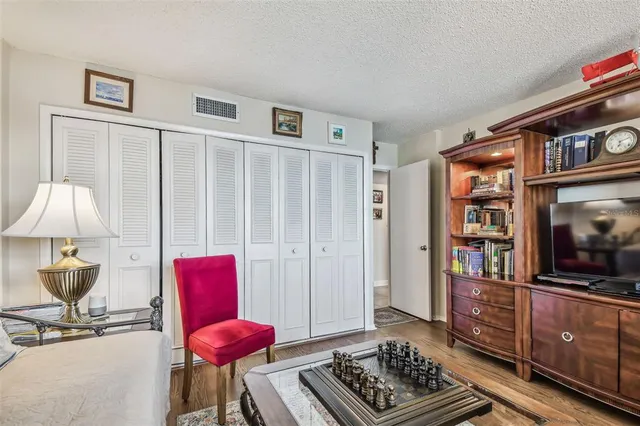 $1,090,000 | 634 Edgewater Drive, Unit 744, Dunedin, FL 34698