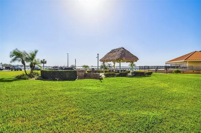 $1,090,000 | 634 Edgewater Drive, Unit 744, Dunedin, FL 34698