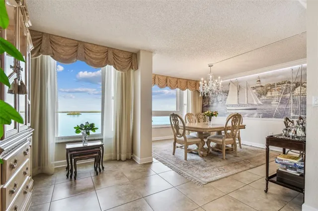 $1,090,000 | 634 Edgewater Drive, Unit 744, Dunedin, FL 34698