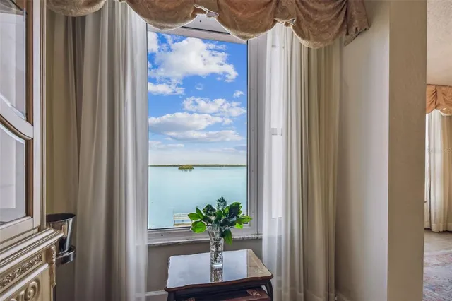 $1,090,000 | 634 Edgewater Drive, Unit 744, Dunedin, FL 34698