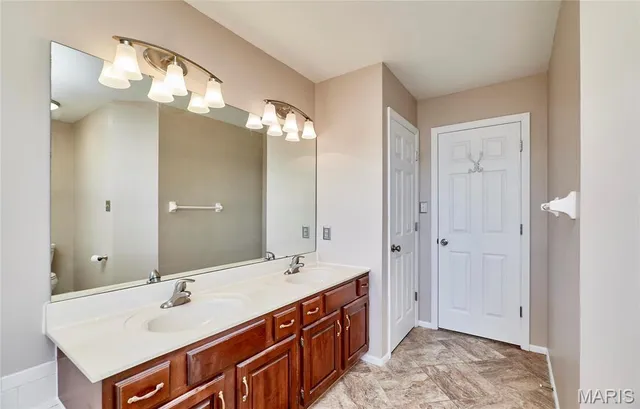 $3,000 | 104 Westridge Parc Lane, Ellisville, MO 63021