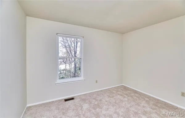 $3,000 | 104 Westridge Parc Lane, Ellisville, MO 63021