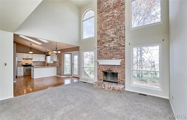 $3,000 | 104 Westridge Parc Lane, Ellisville, MO 63021