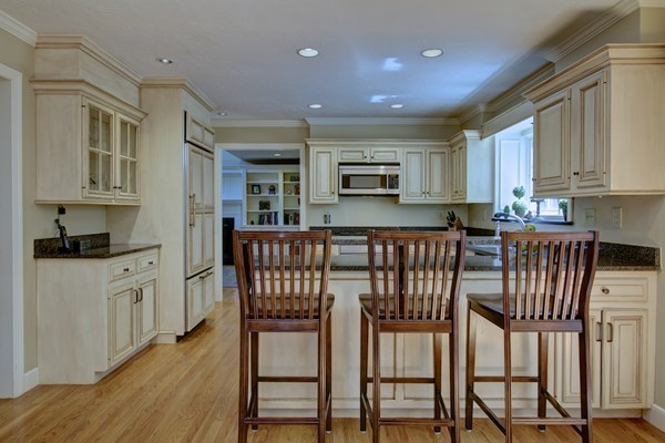 20 Elizabeth Road Hopkinton, MA 01748 - Photo 13 of 29 Gallery Image 13