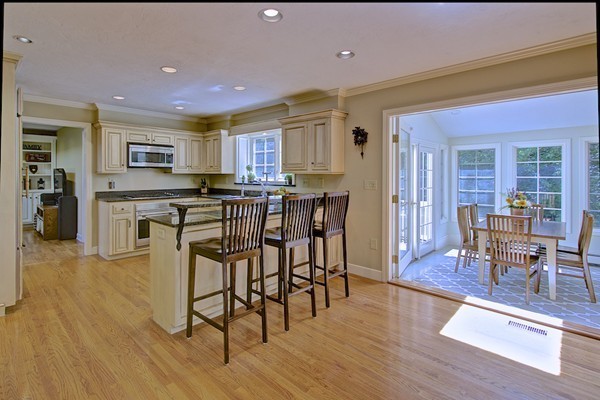 20 Elizabeth Road Hopkinton, MA 01748 - Photo 10 of 29 Gallery Image 10