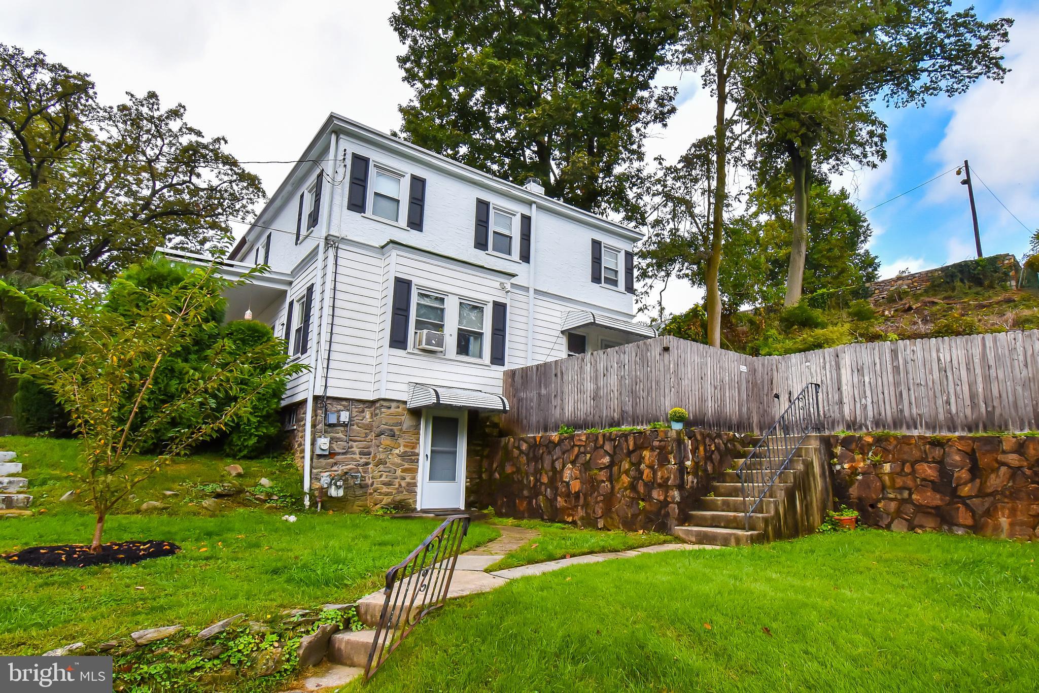 574 Mill Road Havertown, PA 19083 - Photo 4 of 27 Exterior