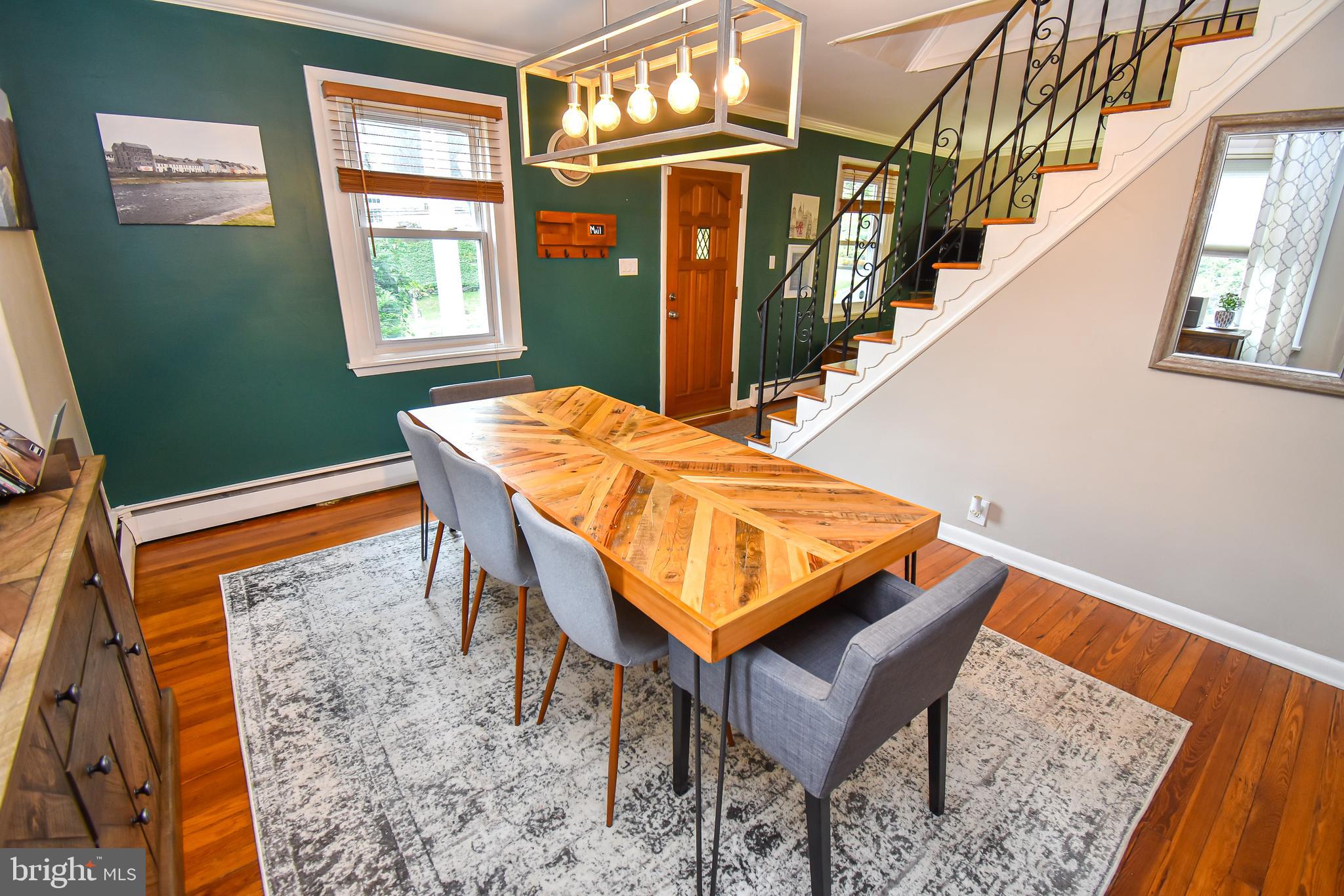 574 Mill Road Havertown, PA 19083 - Photo 10 of 27 Dining Room