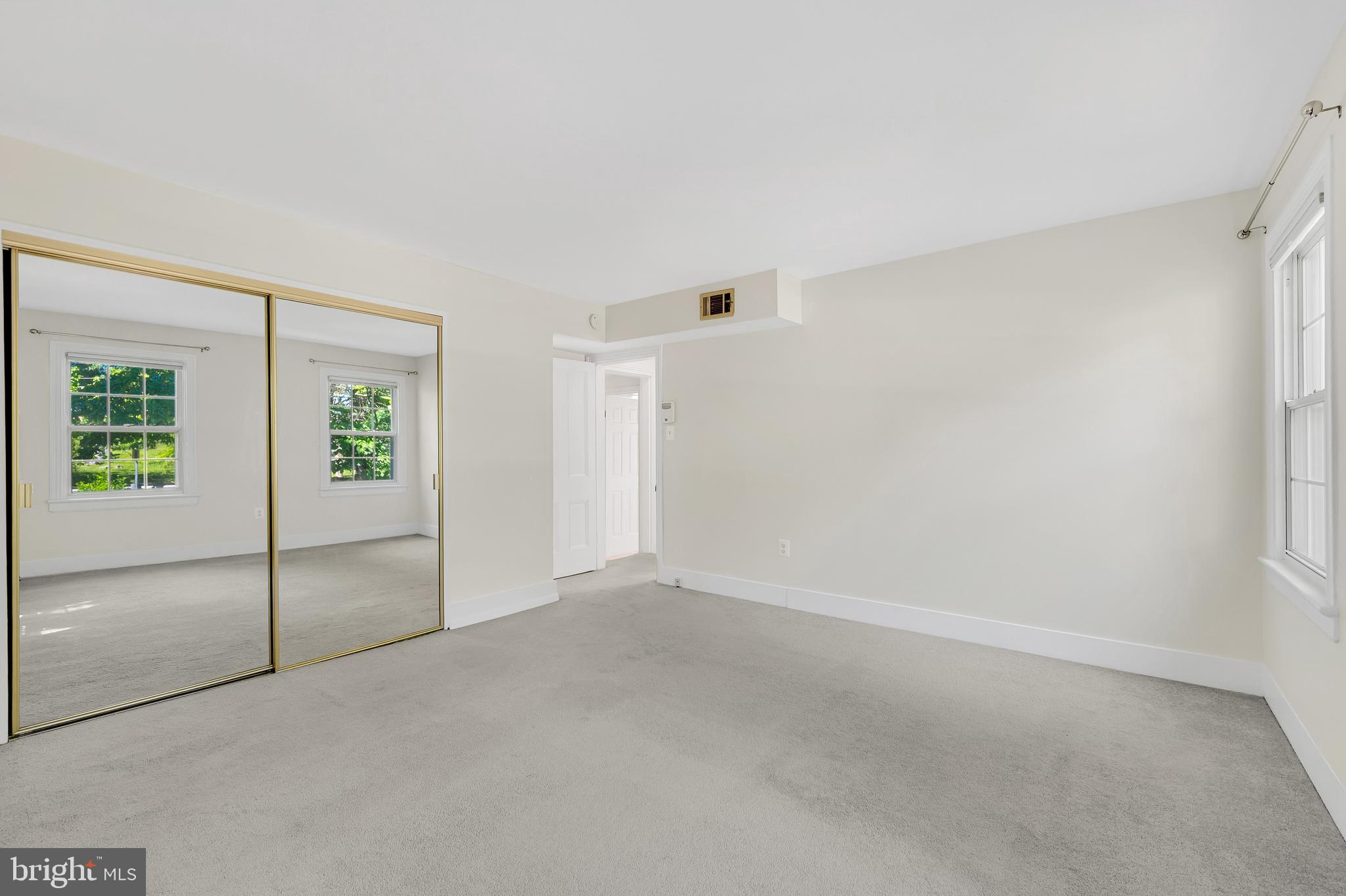 2418 Forest Glen Road Silver Spring, MD 20910 - Photo 19 of 23