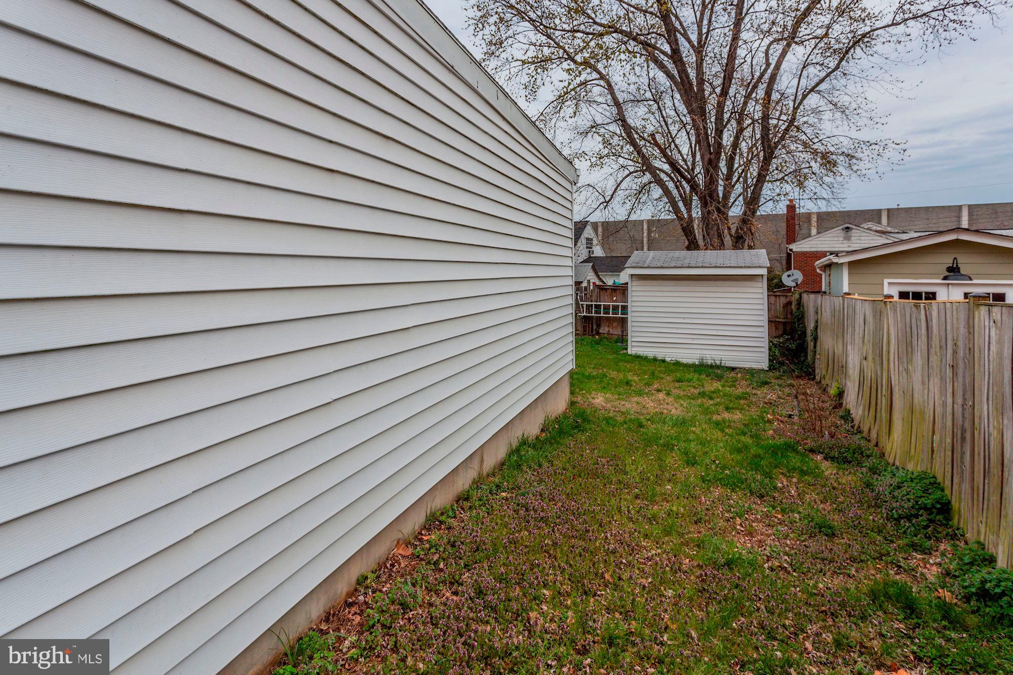 6906 Inverness Drive Springfield, VA 22150 - Photo 35 of 42 SIDE OF HOME