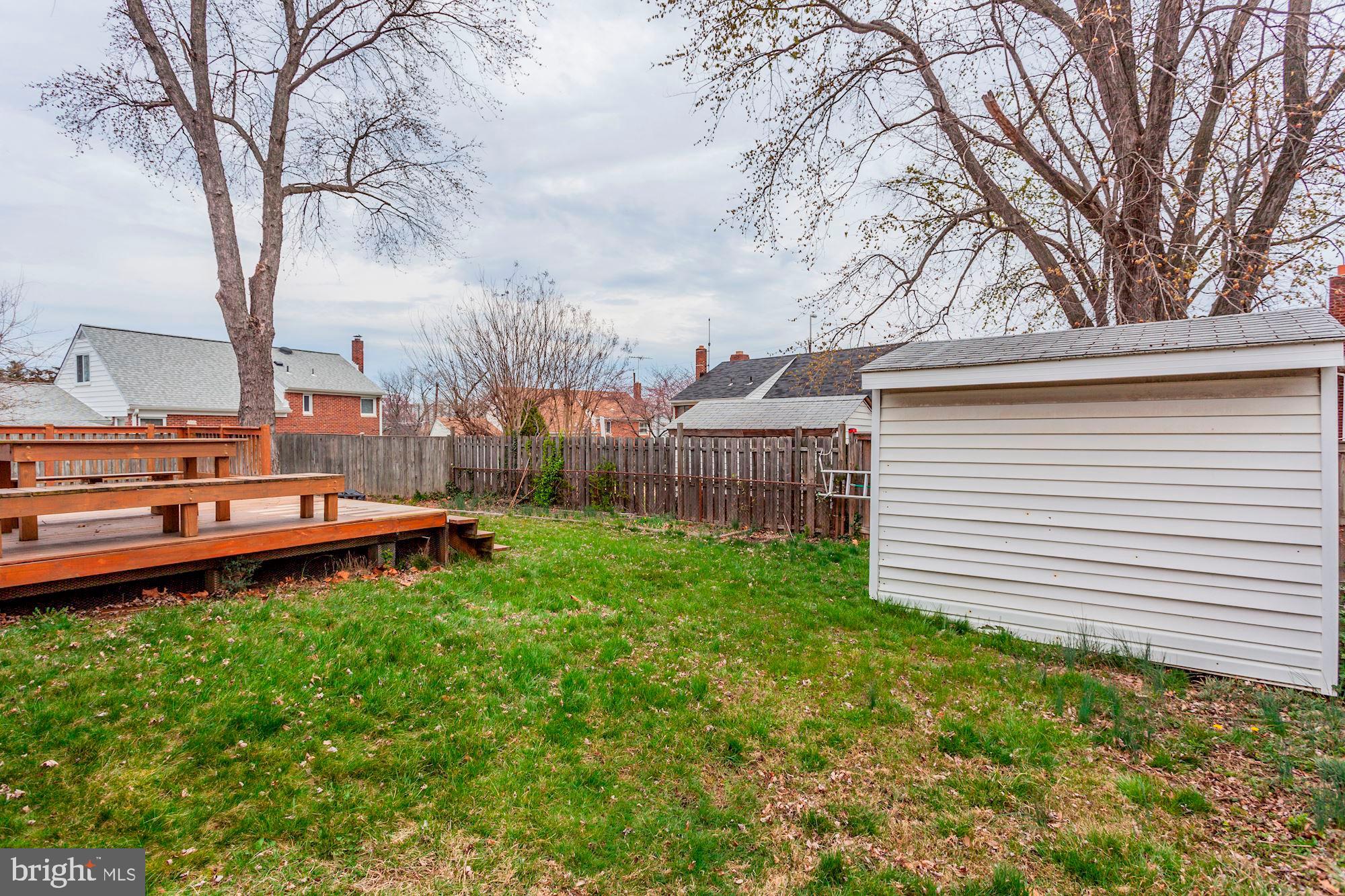 6906 Inverness Drive Springfield, VA 22150 - Photo 36 of 42 BACKYARD