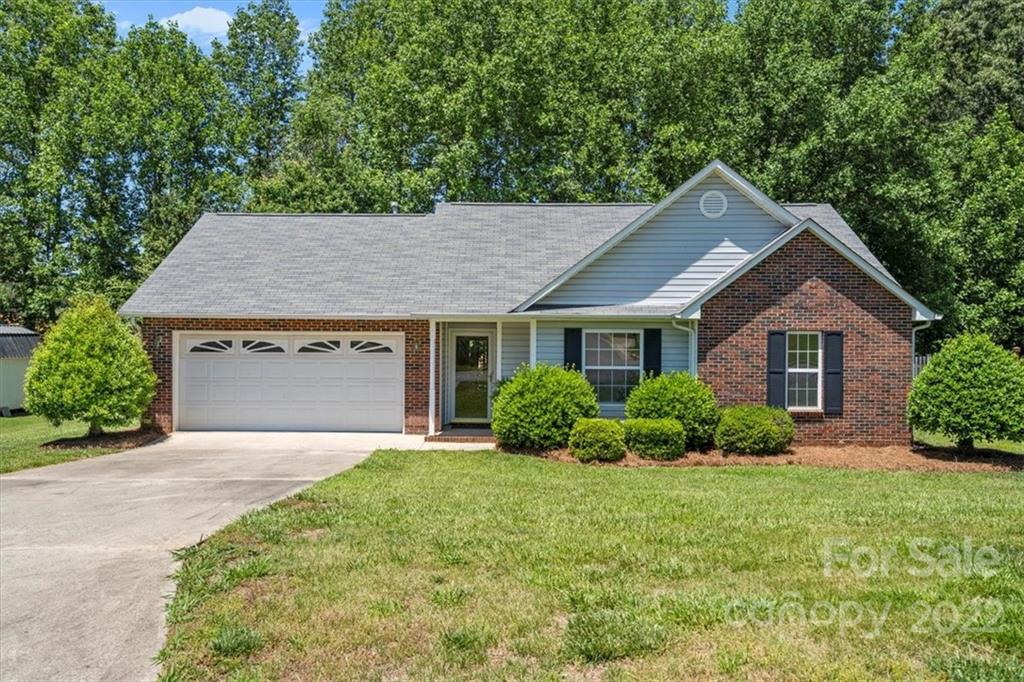 2443 Hawk Ridge Drive Gastonia, NC 28056 - Photo 1 of 30 Gallery Image 1