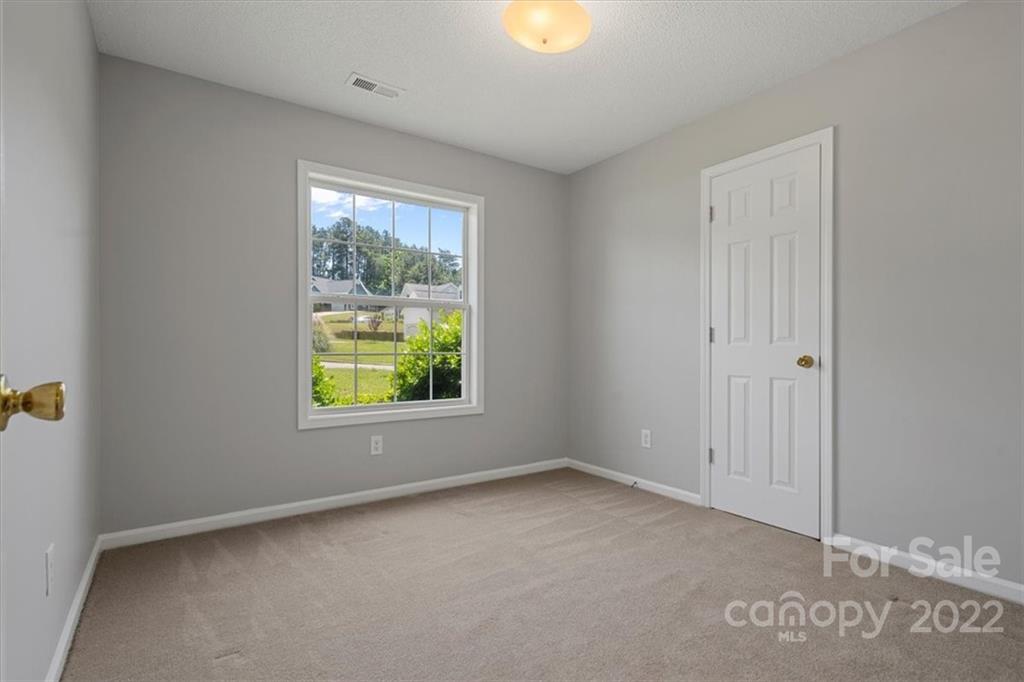2443 Hawk Ridge Drive Gastonia, NC 28056 - Photo 14 of 30 Gallery Image 14